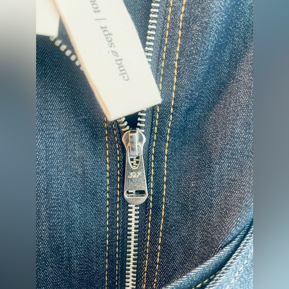 Cinq a Sept Evie Belted Denim Mini Dress - Size 4 - Picture 13 of 14